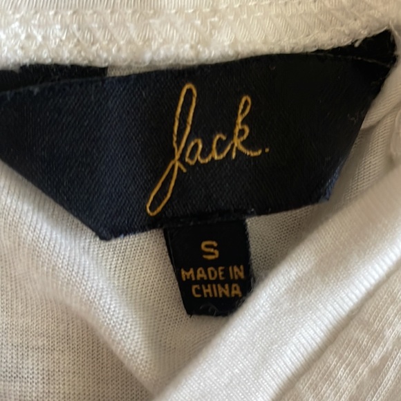 Jack Lace white/cream soft t-shirt w/ v-cut back size small - Picture 5 of 8